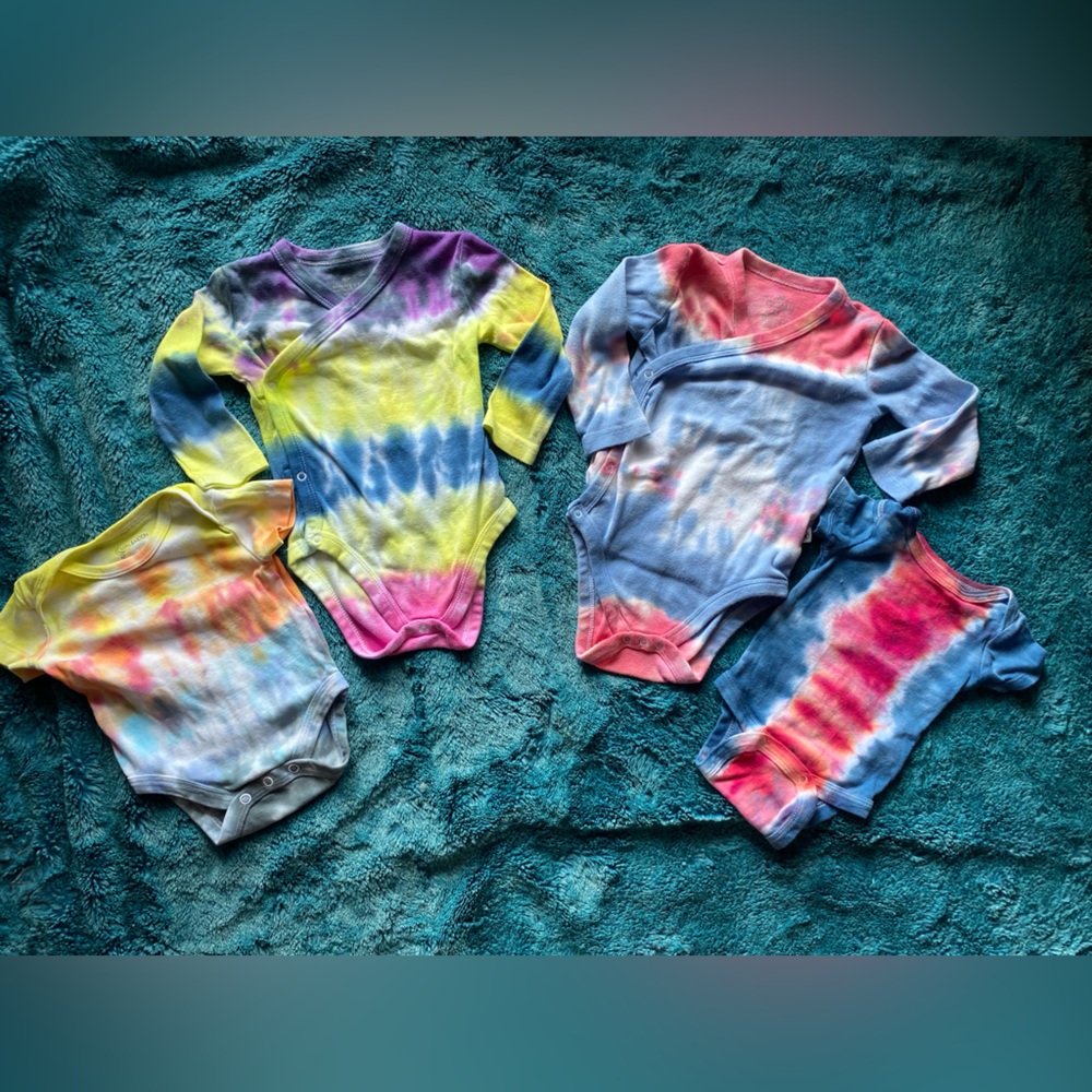 4 Colorful red and blue Tie-Dye Baby Onesies Set